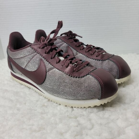 Nike Classic Cortez Womens Sneaker Size 8.5 Premium Mahogany Brown Casual Shoes - Picture 1 of 10